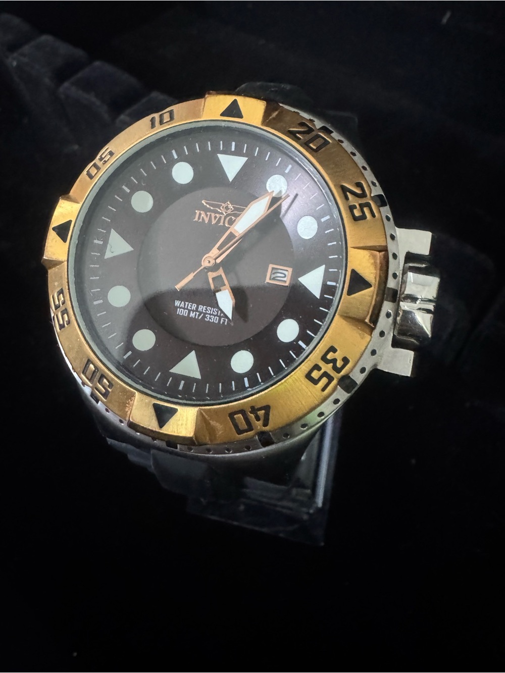 Invicta Men’s Black Dial Gold-Tone Bezel Swim Watch - Picture 3 of 6